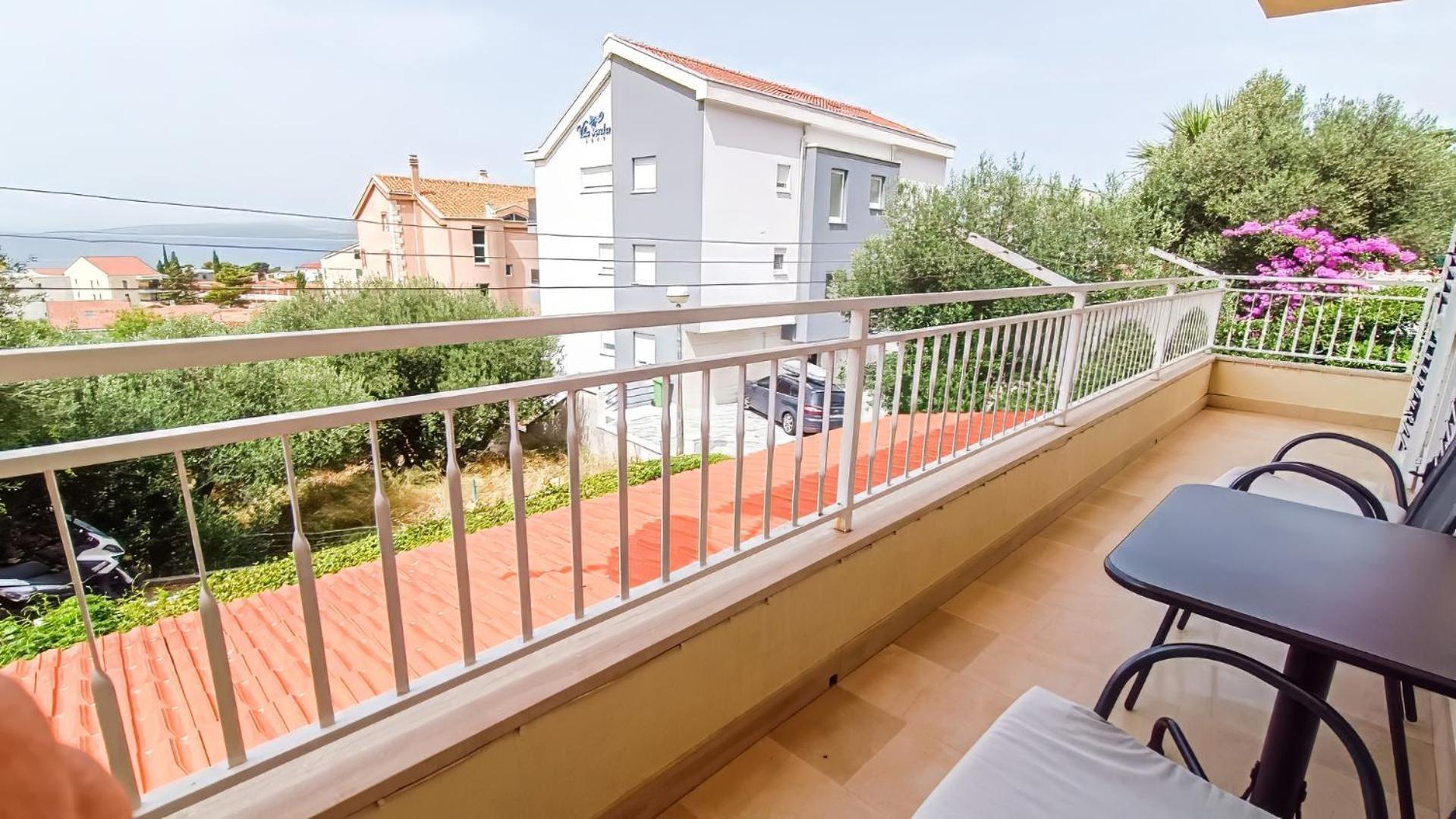Apartment Huanita Promajna Ngoại thất bức ảnh